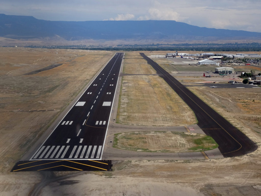 GRAND JUNCTION REGIONAL AIRPORT - Armstrong Consultants